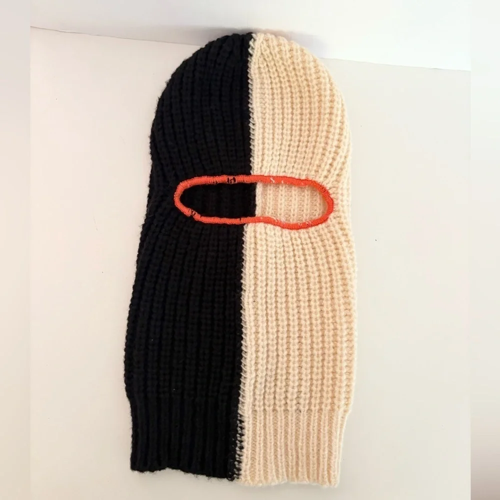 NWOT Urban Outfitters Ribbed Hooded Balaclava